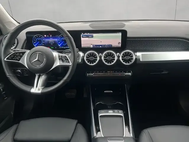 Mercedes-Benz EQB 250