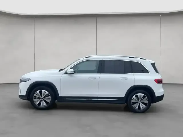 Mercedes-Benz EQB 250