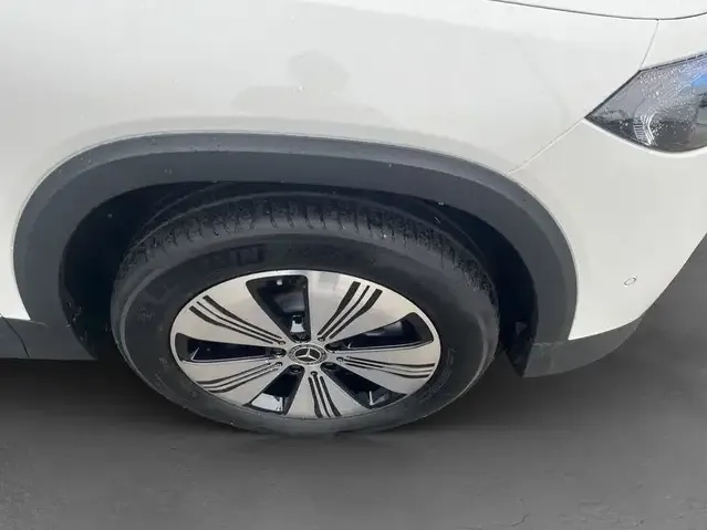 Mercedes-Benz EQB 250