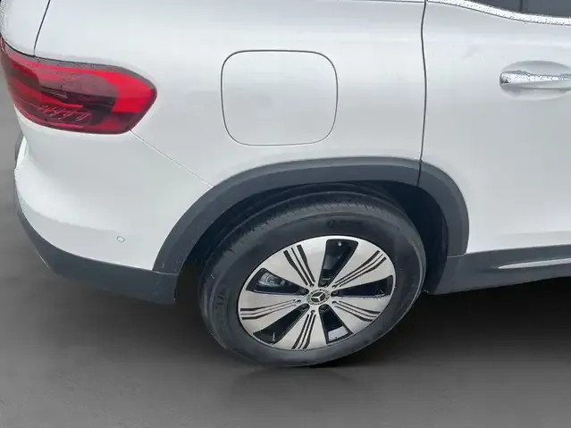 Mercedes-Benz EQB 250