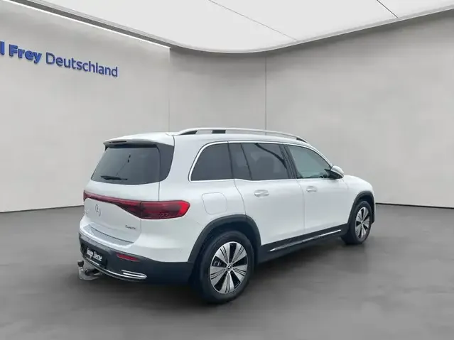Mercedes-Benz EQB 250