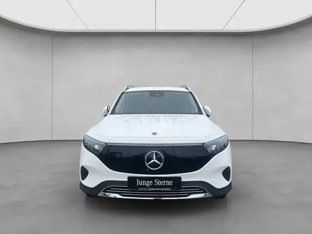 Mercedes-Benz EQB 250
