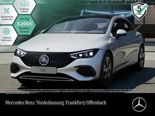 Mercedes-Benz EQE 300