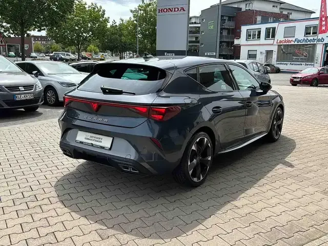 CUPRA Leon