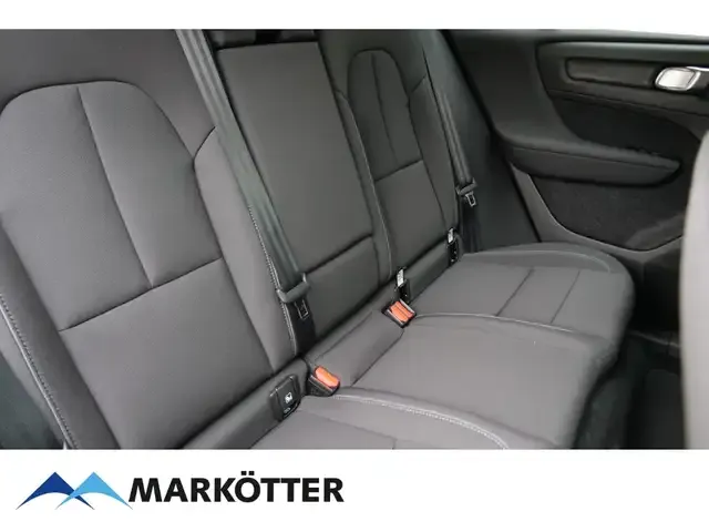 Volvo EX40