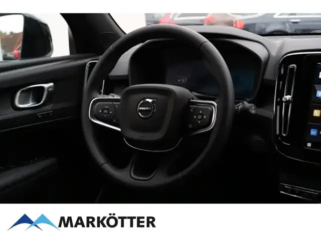 Volvo EX40