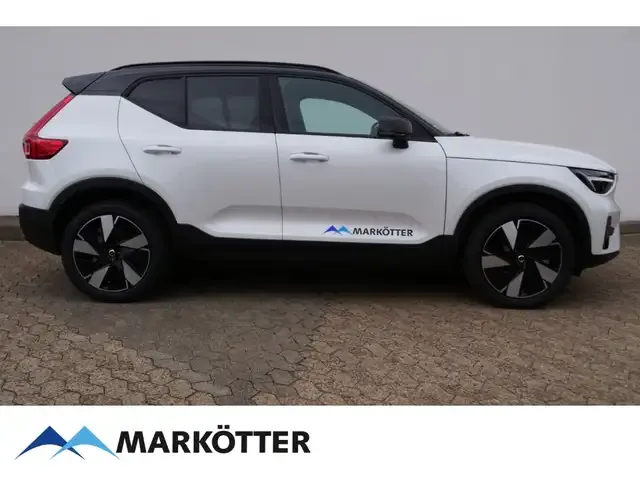 Volvo EX40