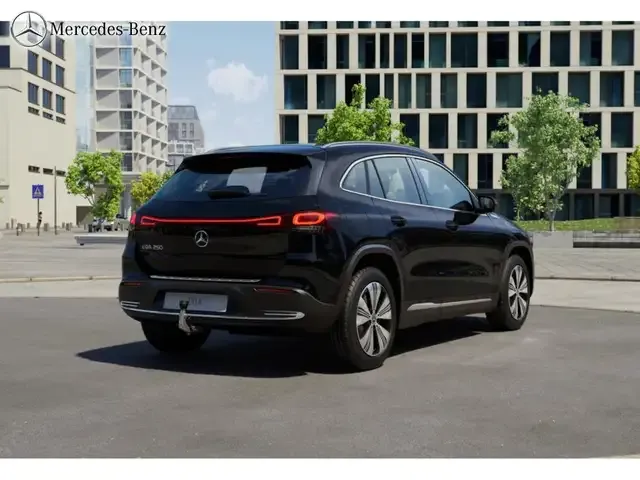 Mercedes-Benz EQA 250