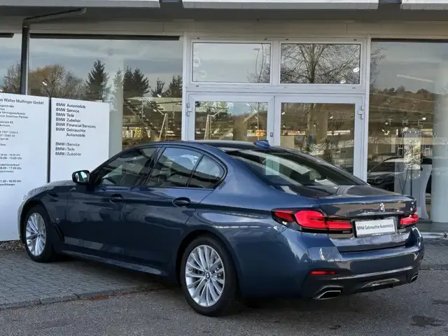 BMW 530