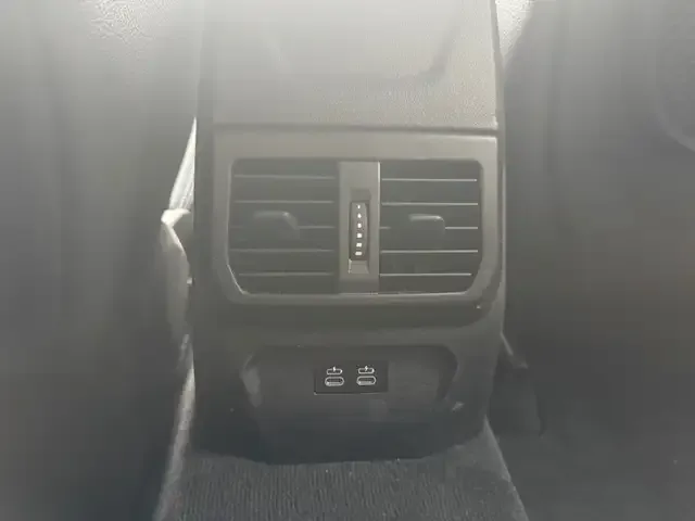 BMW 235