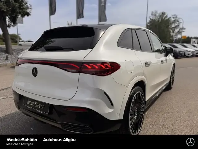 Mercedes-Benz EQE 53