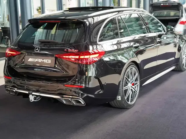 Mercedes-Benz C 63 AMG