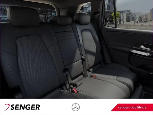 Mercedes-Benz EQB 300