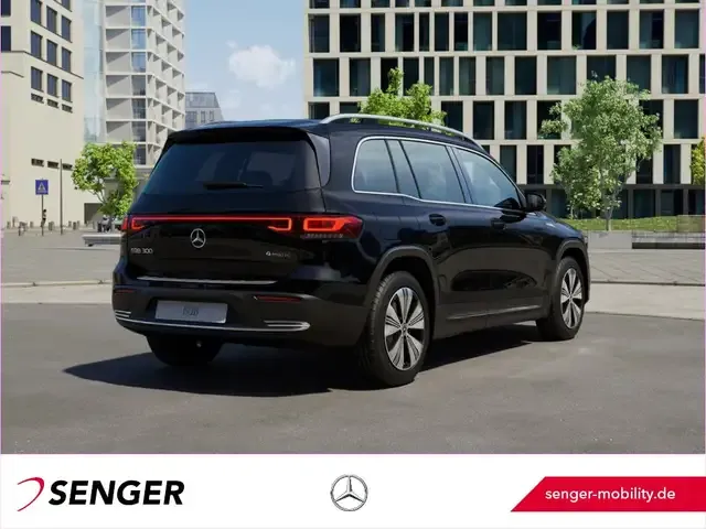 Mercedes-Benz EQB 300