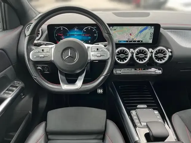 Mercedes-Benz EQA 300