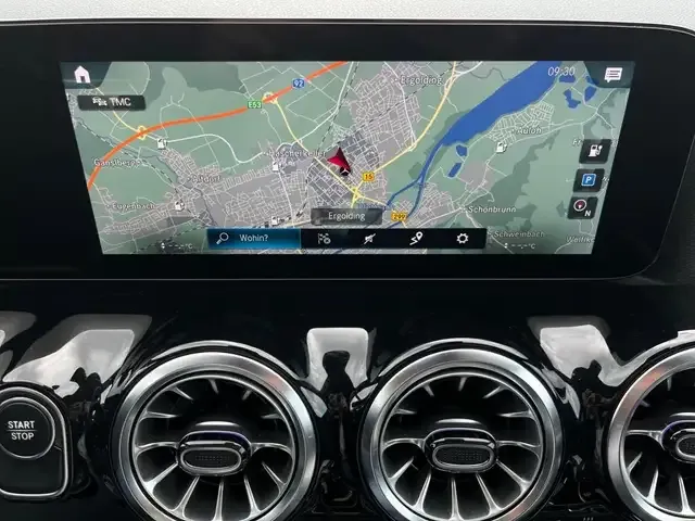 Mercedes-Benz EQA 300