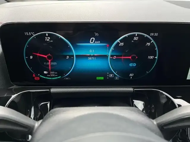 Mercedes-Benz EQA 300