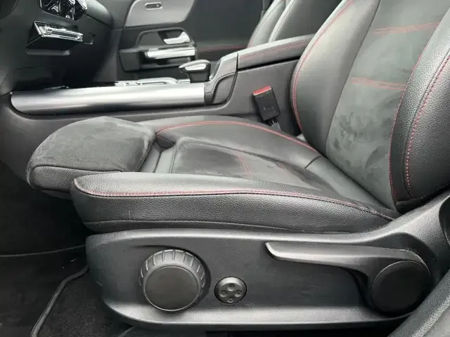Mercedes-Benz EQA 300