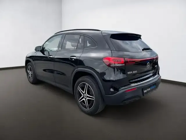 Mercedes-Benz EQA 300