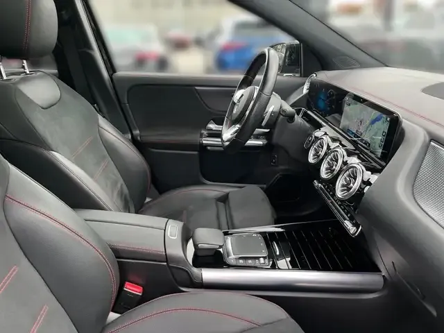 Mercedes-Benz EQA 300