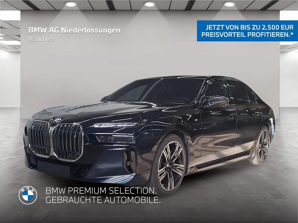 BMW i7