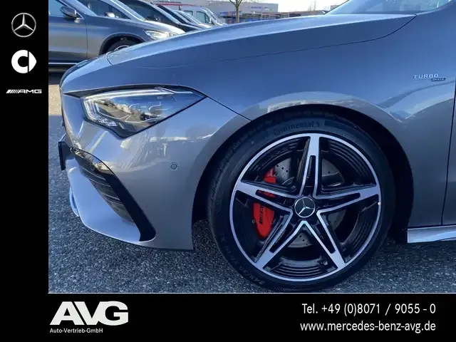 Mercedes-Benz CLA 35 AMG