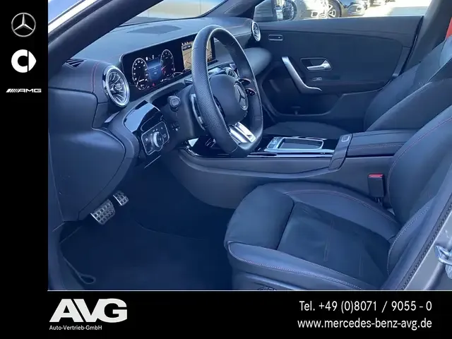 Mercedes-Benz CLA 35 AMG