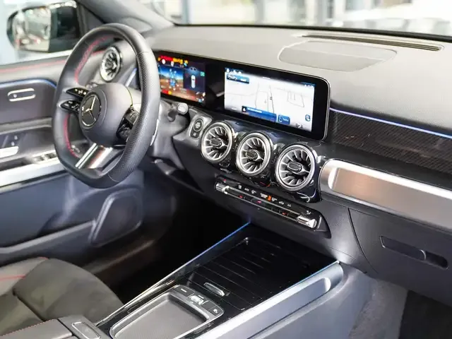 Mercedes-Benz GLB 200