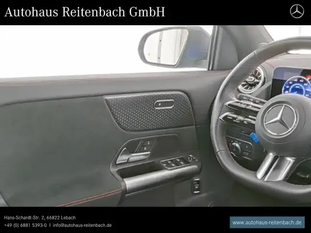 Mercedes-Benz EQA 300
