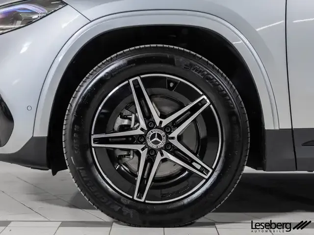 Mercedes-Benz EQA 300