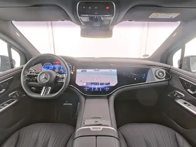 Mercedes-Benz EQE SUV