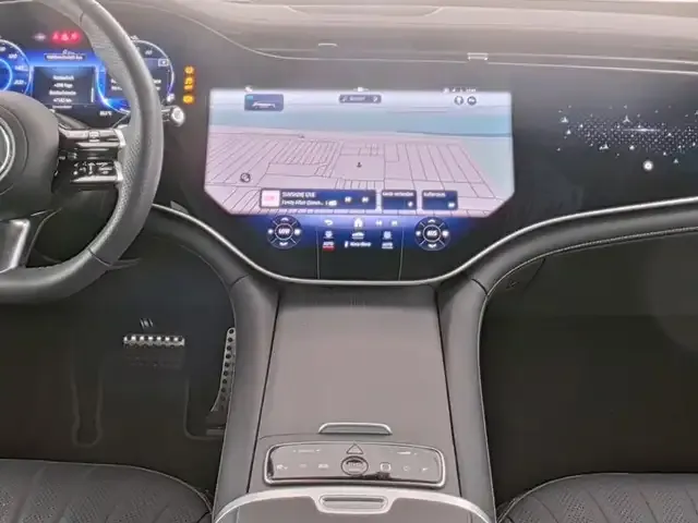 Mercedes-Benz EQE SUV