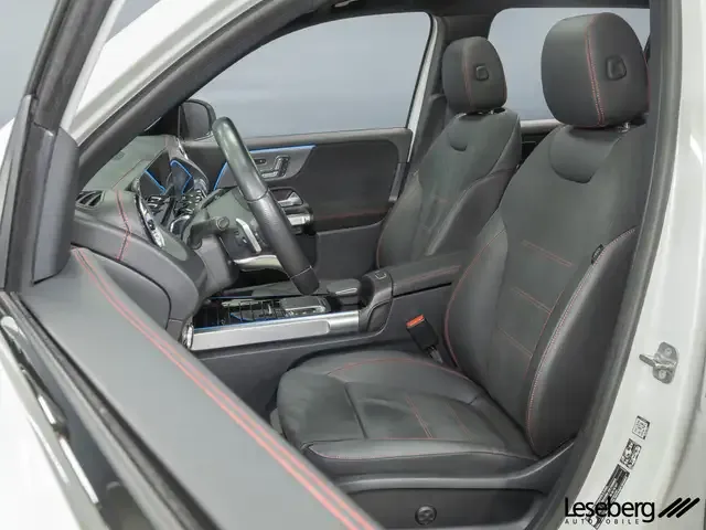 Mercedes-Benz EQB 300