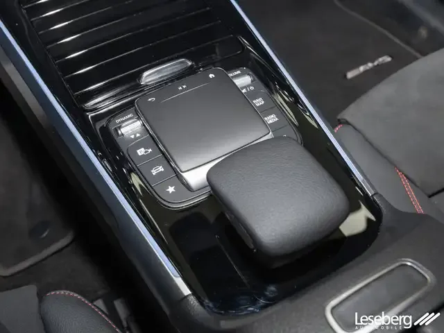 Mercedes-Benz EQB 300