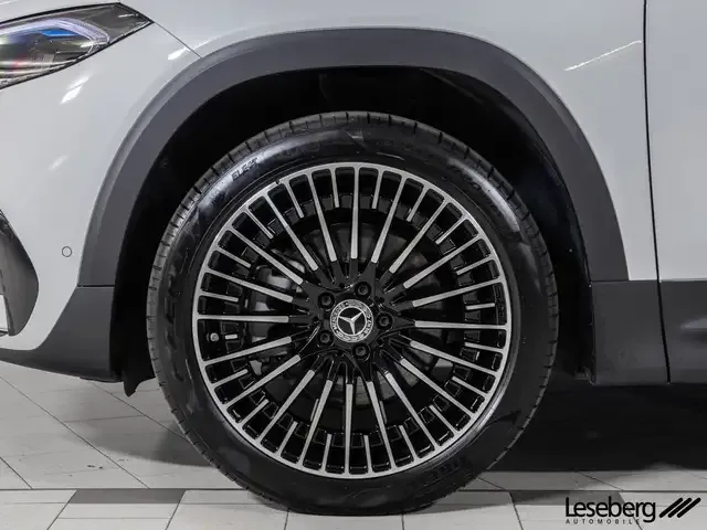 Mercedes-Benz EQB 300