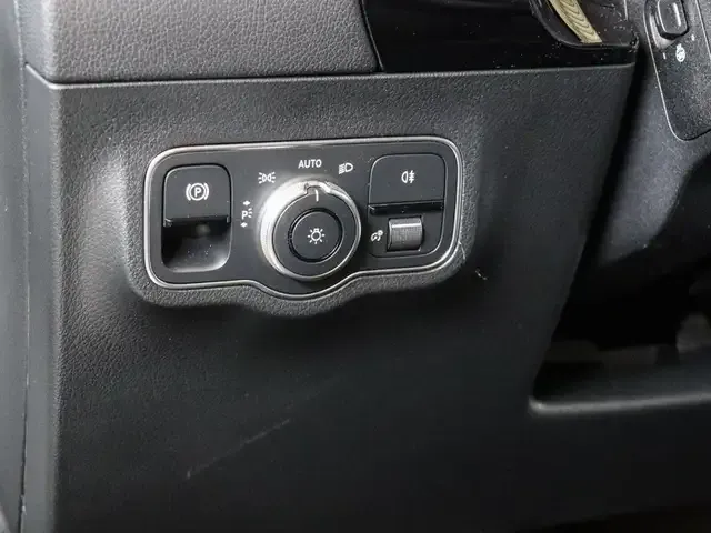 Mercedes-Benz EQA 350