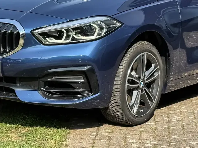 BMW 120