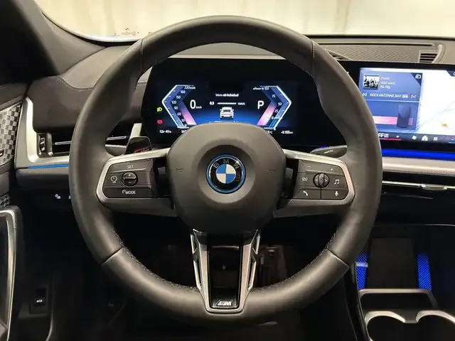 BMW iX2