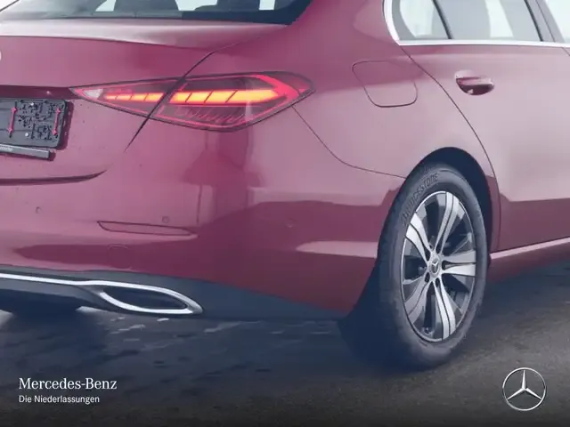 Mercedes-Benz C 180