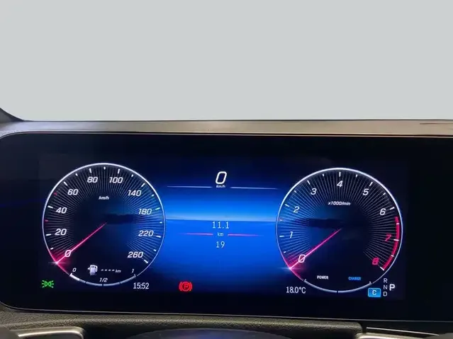 Mercedes-Benz GLB 180