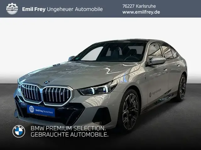 BMW i5