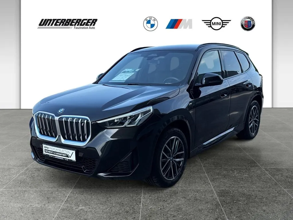 BMW iX1