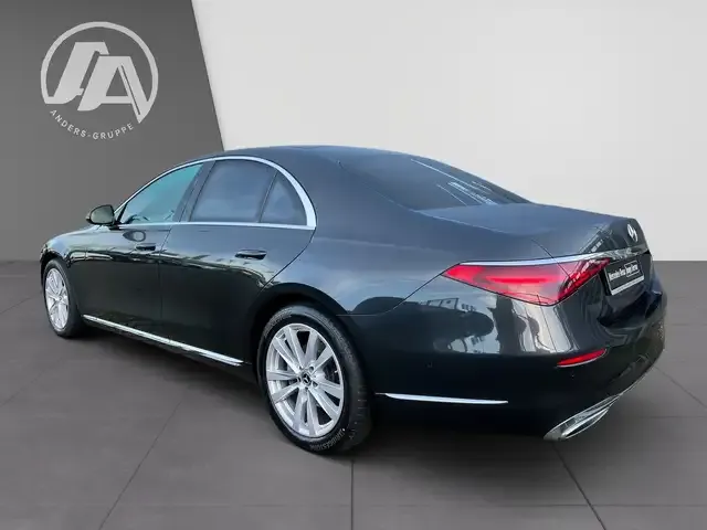 Mercedes-Benz S 400