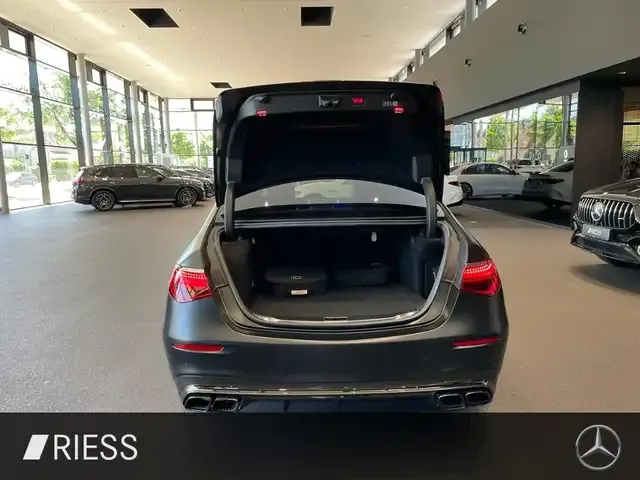 Mercedes-Benz S 63 AMG