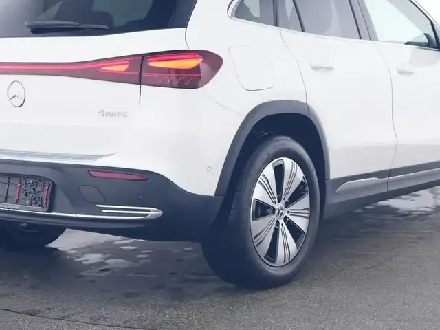 Mercedes-Benz EQA 300