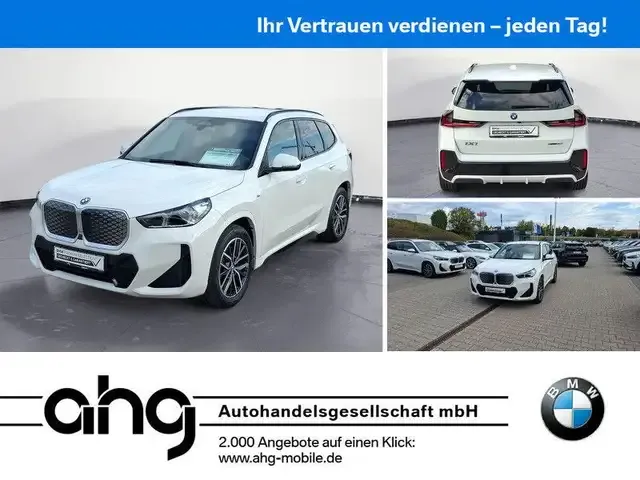 BMW iX1