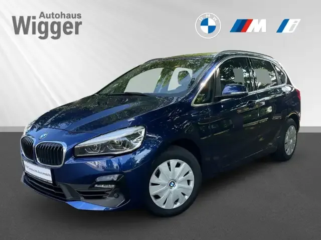 BMW 218