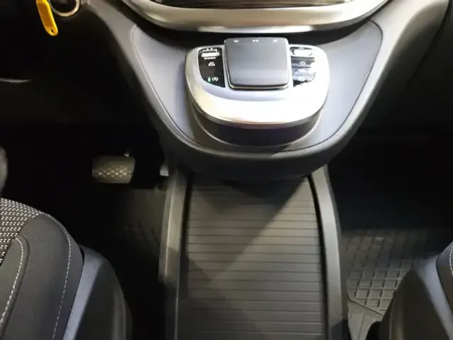 Mercedes-Benz V