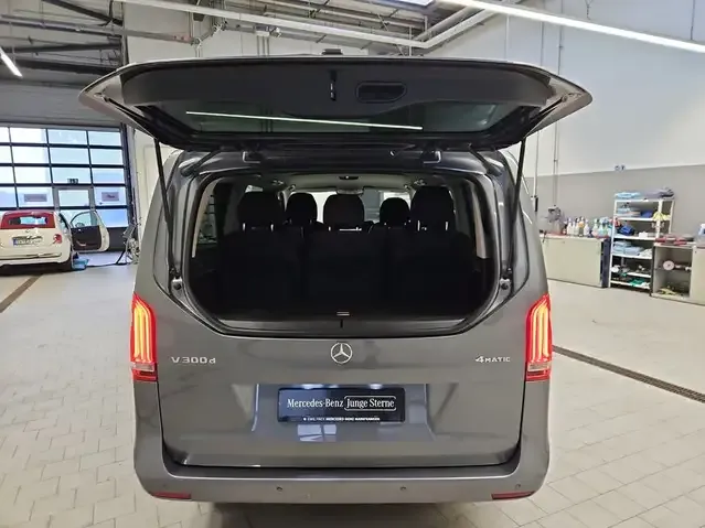 Mercedes-Benz V