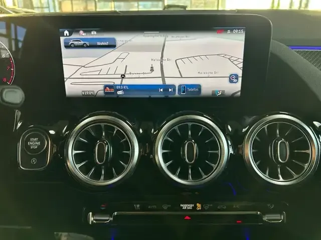 Mercedes-Benz GLA 200